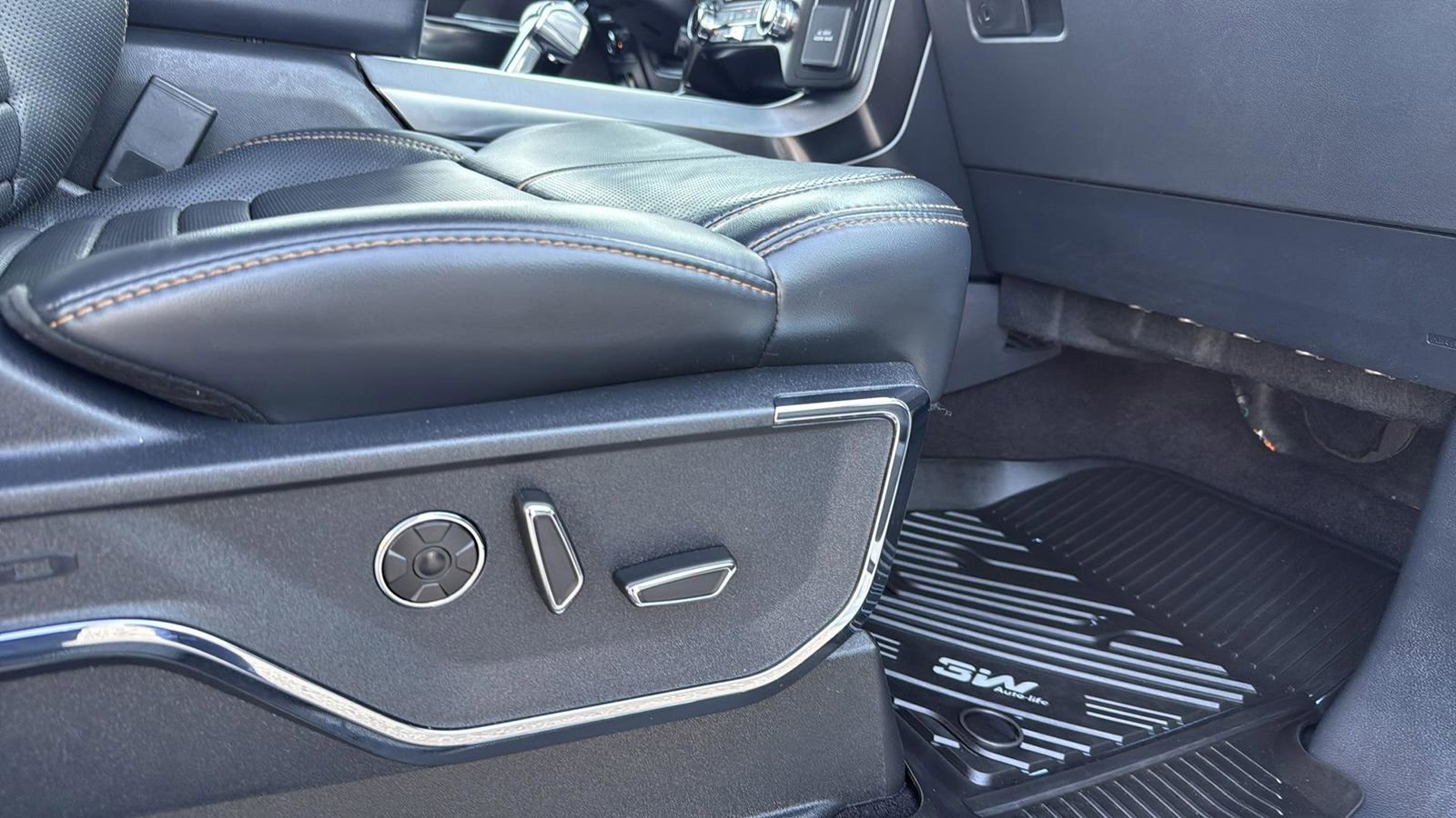 Certified 2022 Ford F150 Platinum image 25