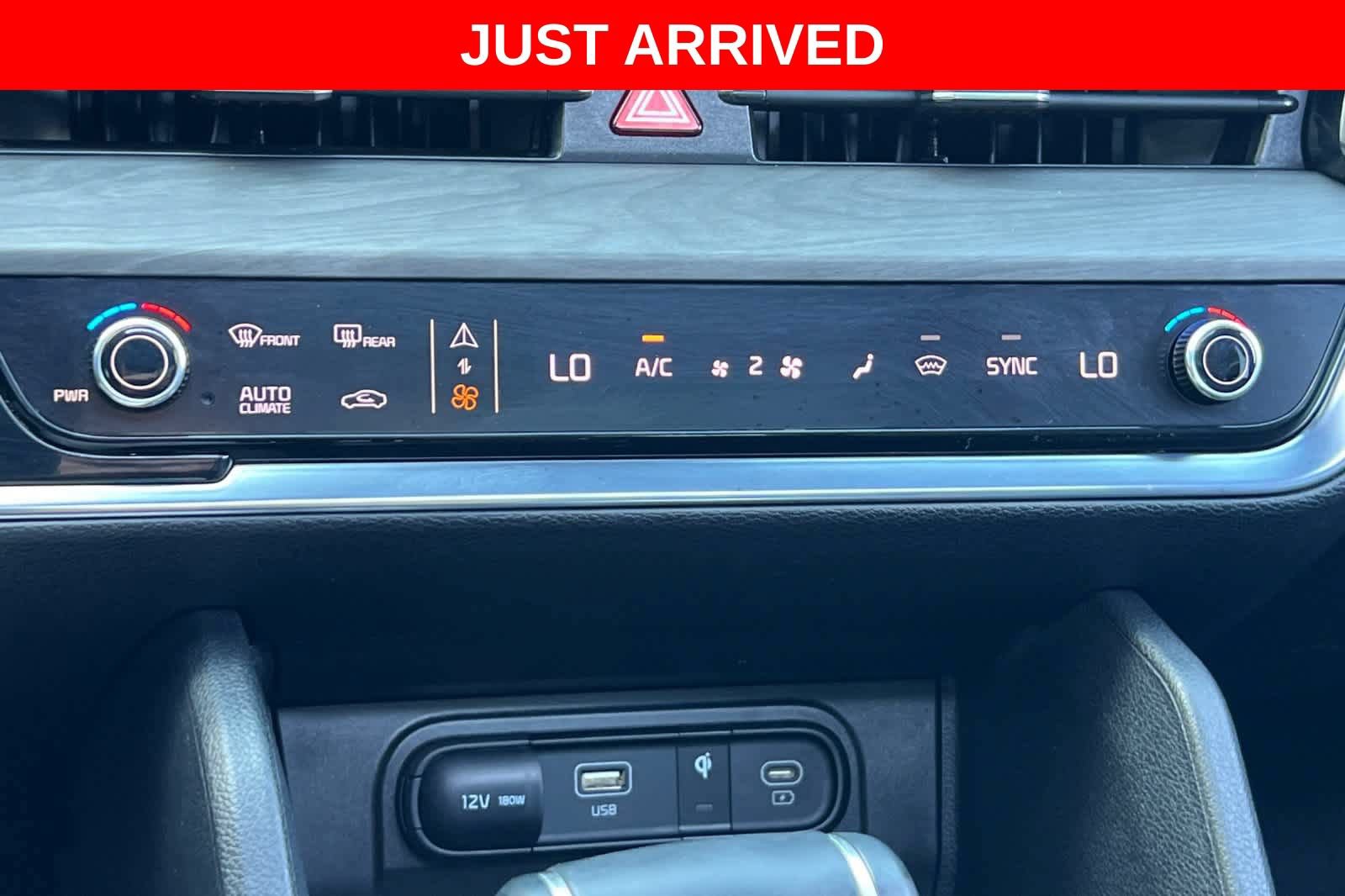 Used 2025 Kia Sportage X-Pro Prestige AWD/4WD image 22