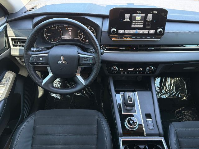 Used 2022 Mitsubishi Outlander SE AWD/4WD image 25