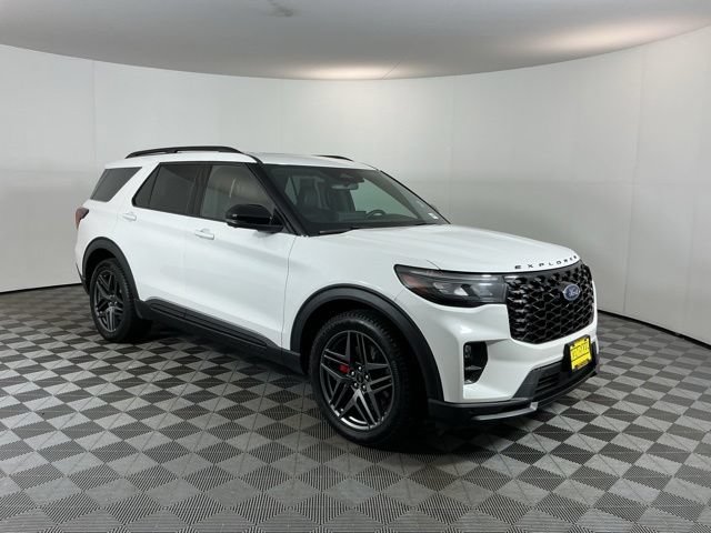 Certified 2025 Ford Explorer ST AWD/4WD image 3