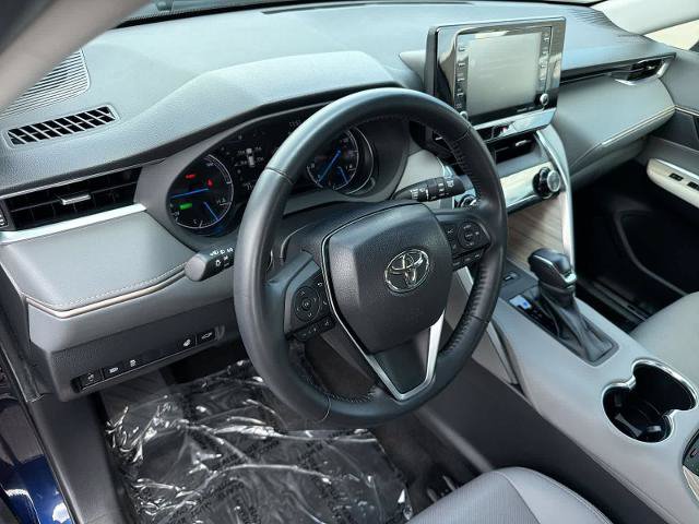 Used 2021 Toyota Venza XLE w/ Softex Package AWD/4WD image 10