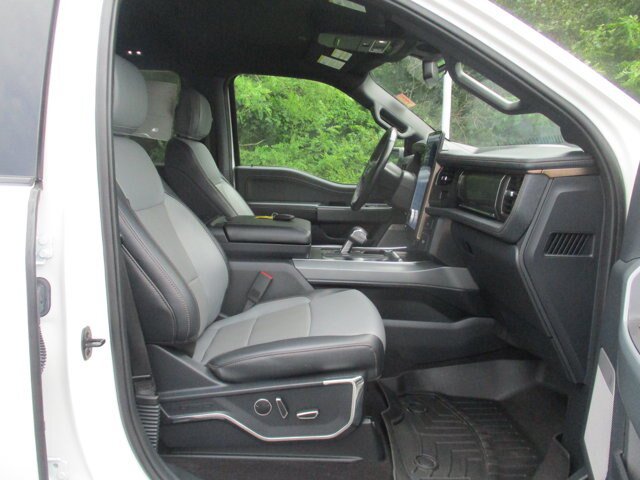 Certified 2022 Ford F150 Lightning Lariat AWD/4WD image 39