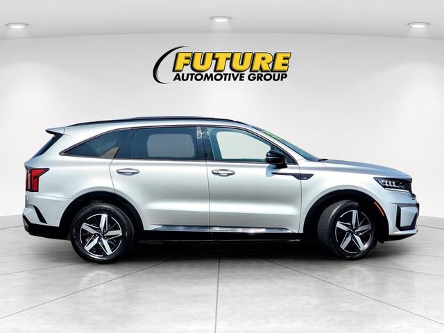 Used 2022 Kia Sorento S FWD image 3