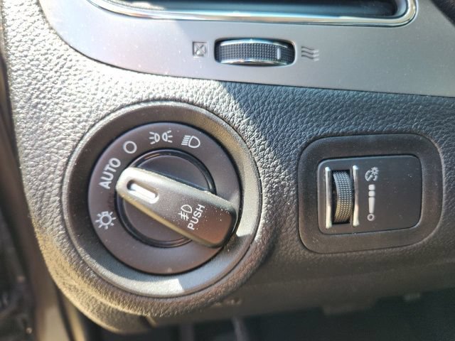 Used 2020 Dodge Journey Crossroad FWD image 32