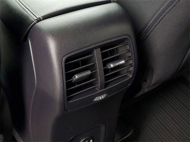 Certified 2022 Ford Escape SE w/ Cold Weather Package image 28