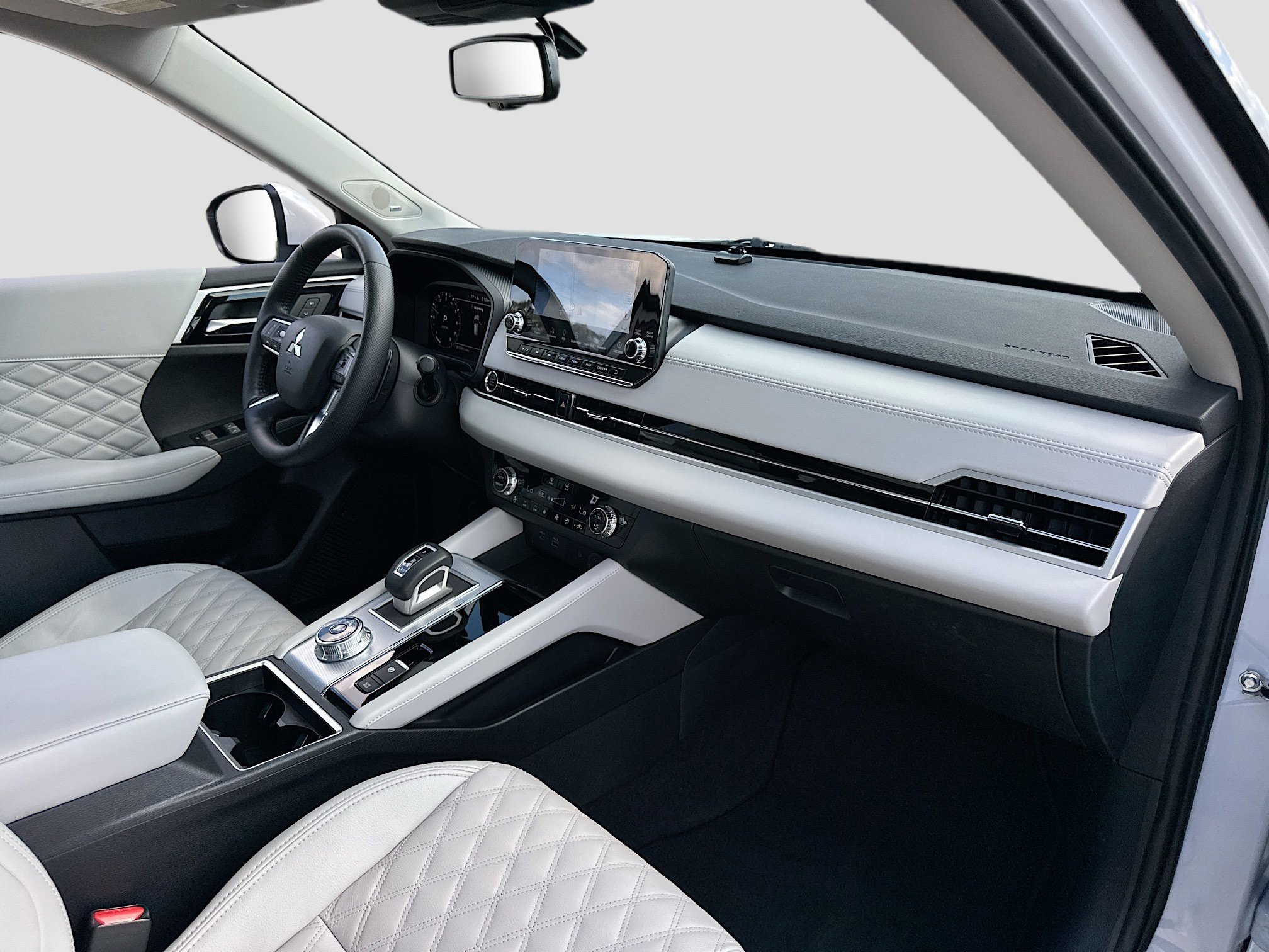 Used 2024 Mitsubishi Outlander SEL Black Edition image 31