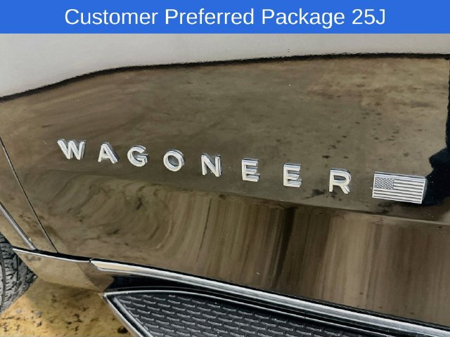 Used 2024 Jeep Wagoneer L Series II w/ Flexible Seating Group AWD/4WD image 30