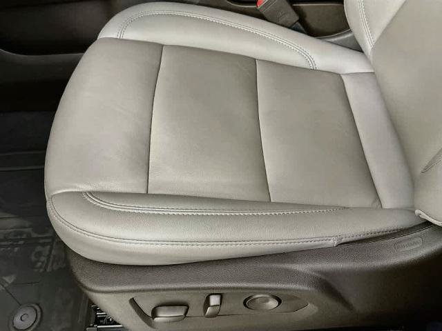 Used 2025 Chevrolet Tahoe Z71 w/ Z71 Off-Road Package AWD/4WD image 31