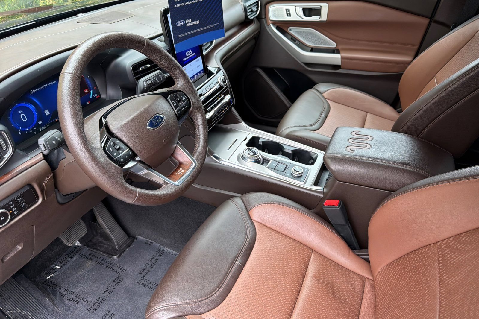 Certified 2023 Ford Explorer King Ranch w/ Technology Package AWD/4WD image 15