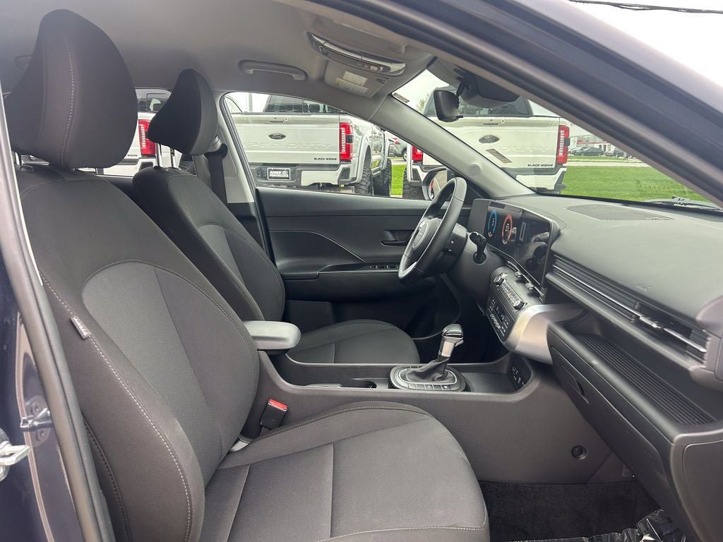 Used 2025 Hyundai Kona SEL FWD image 18