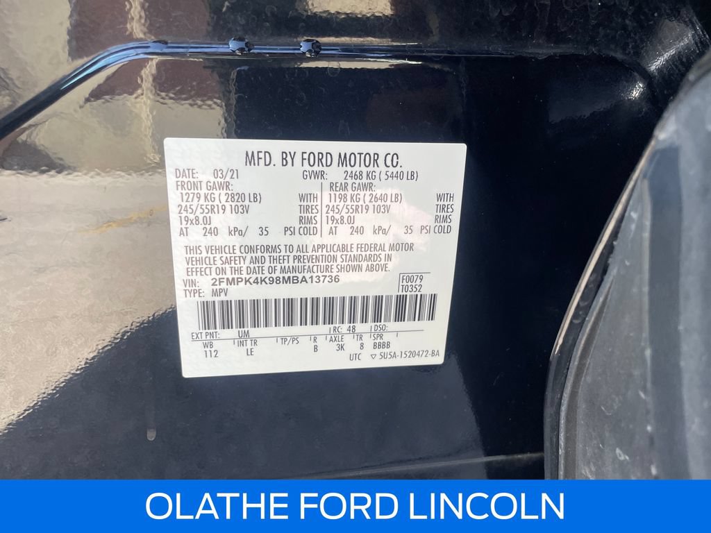 Certified 2021 Ford Edge Titanium AWD/4WD image 24