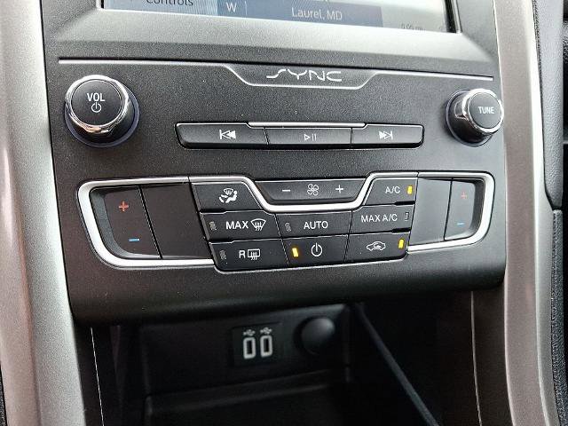 Certified 2020 Ford Fusion SE FWD image 15
