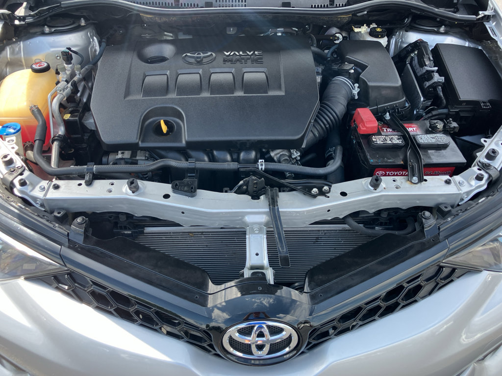 Used 2017 Toyota Corolla iM FWD image 33