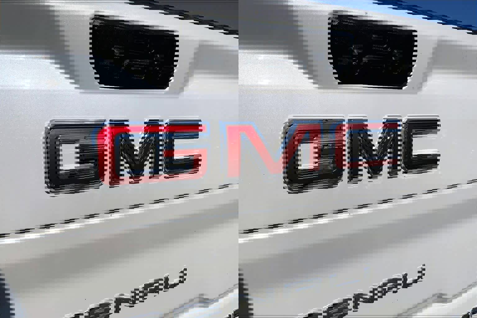 Used 2024 GMC Sierra 2500 Denali w/ Denali Reserve Package image 31