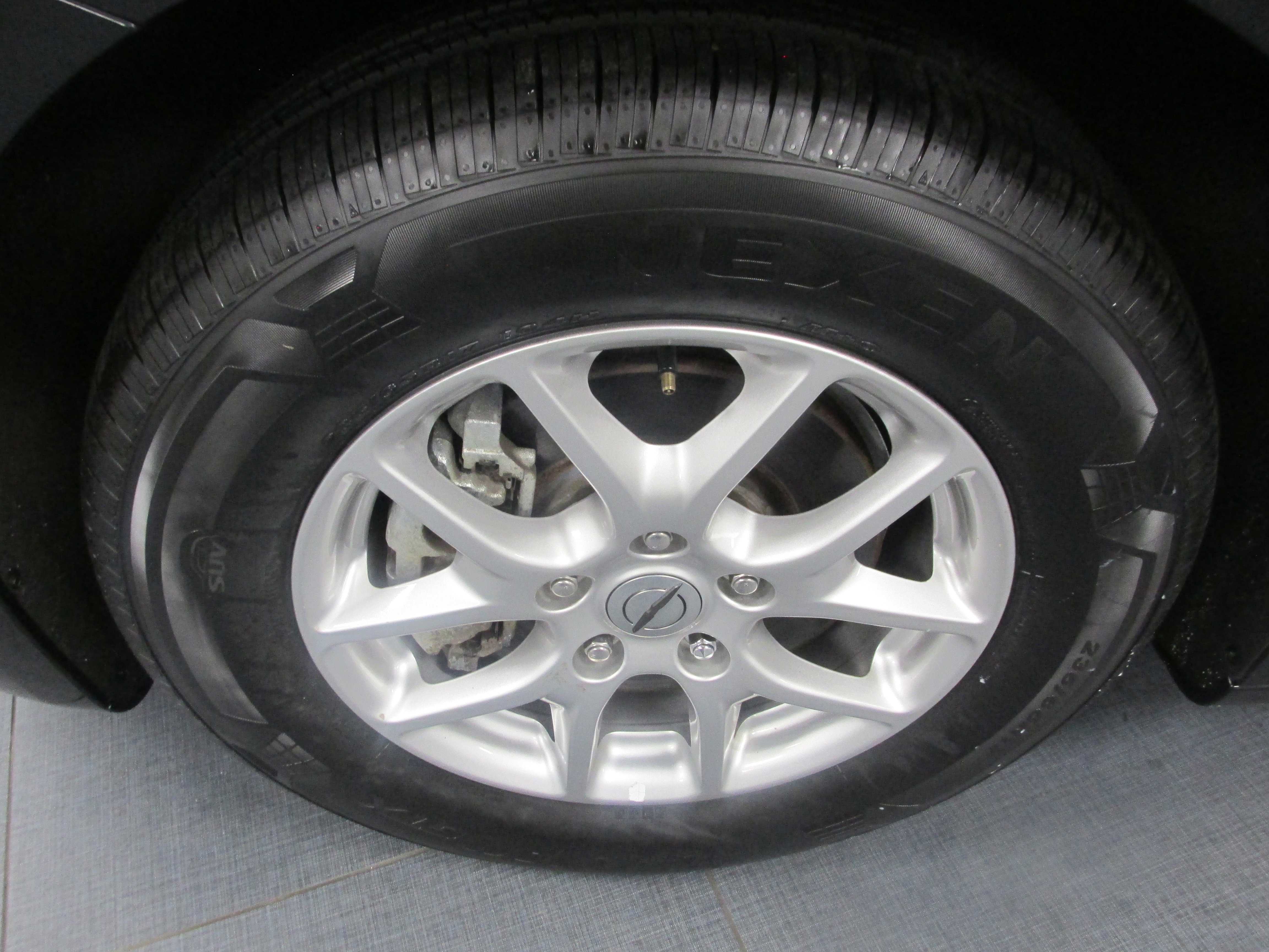 Used 2023 Chrysler Pacifica Touring-L FWD image 14