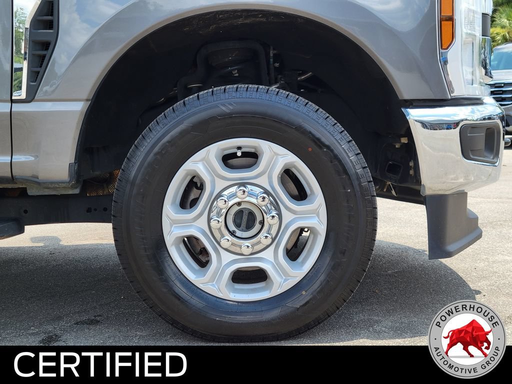 Certified 2025 Ford F250 XLT AWD/4WD image 11