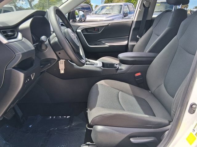Used 2024 Toyota RAV4 LE FWD image 12