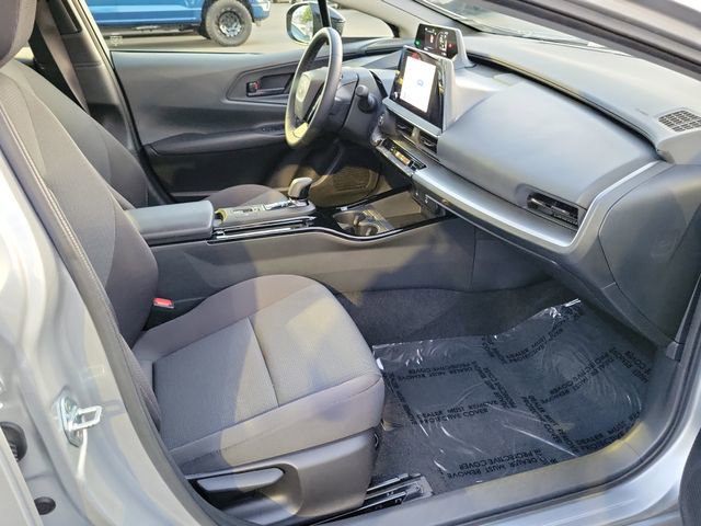 Used 2024 Toyota Prius LE image 21