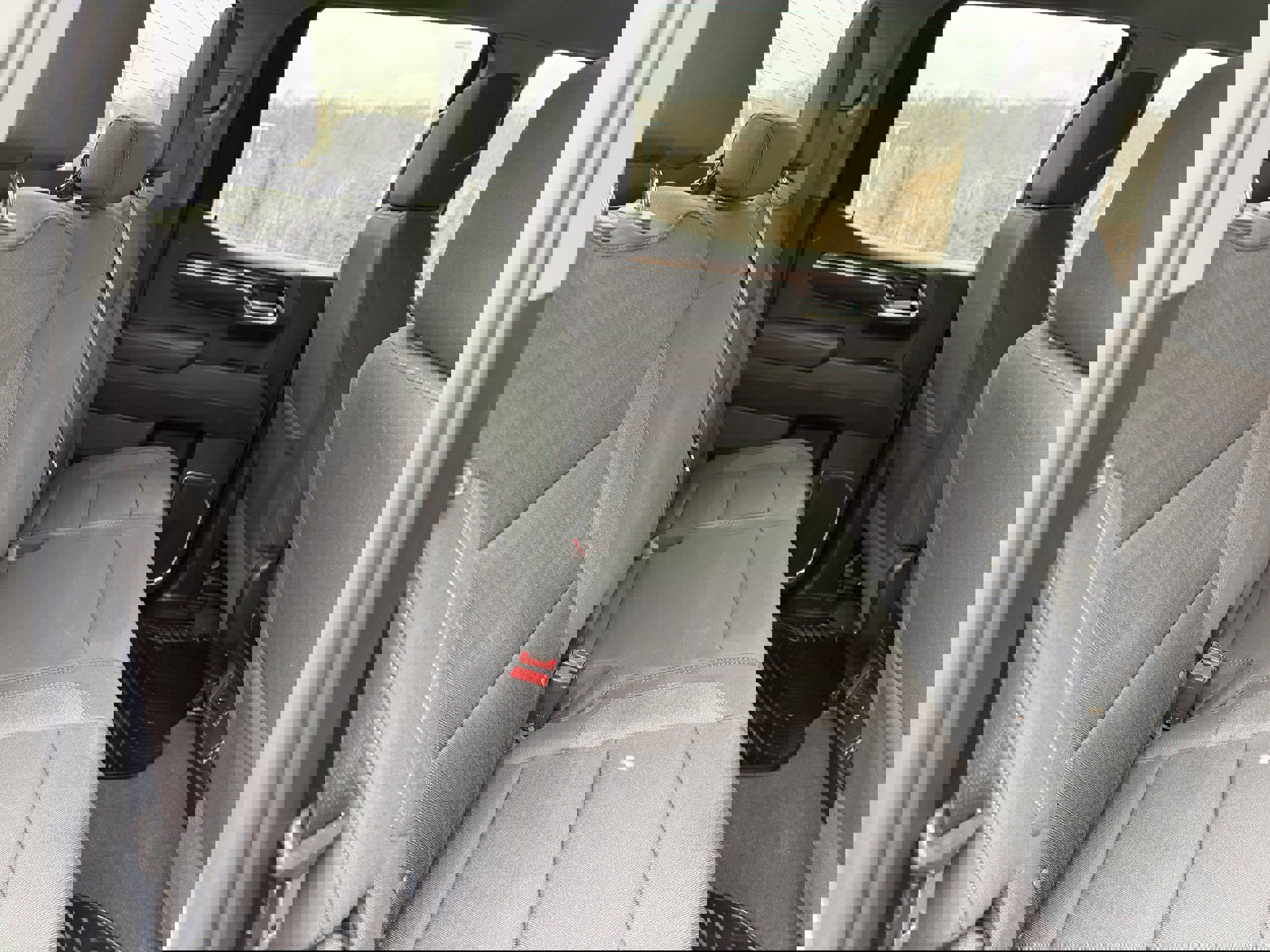 Used 2022 Chevrolet Silverado 1500 LT w/ Z71 Off-Road Package image 20