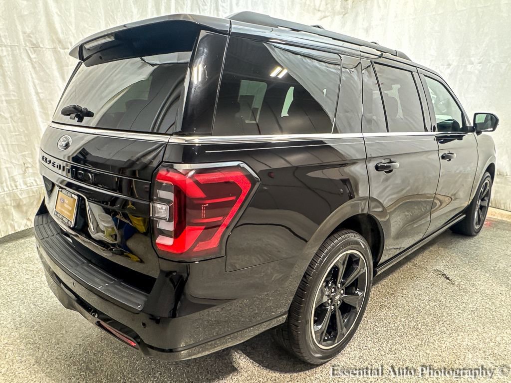 Certified 2023 Ford Expedition Limited image 7
