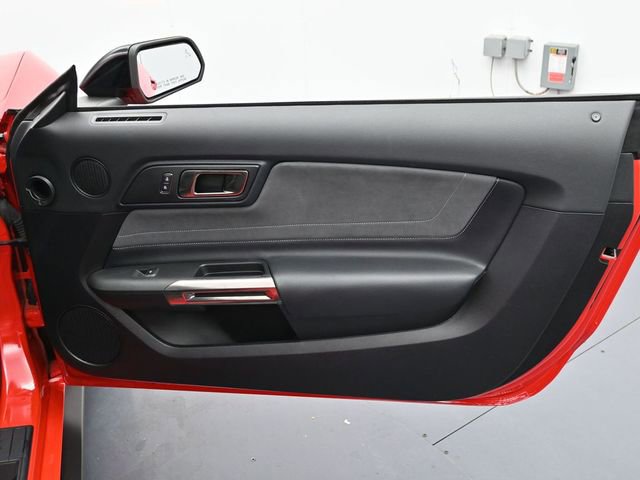 Certified 2019 Ford Mustang Shelby GT350 w/ Technology Package image 29