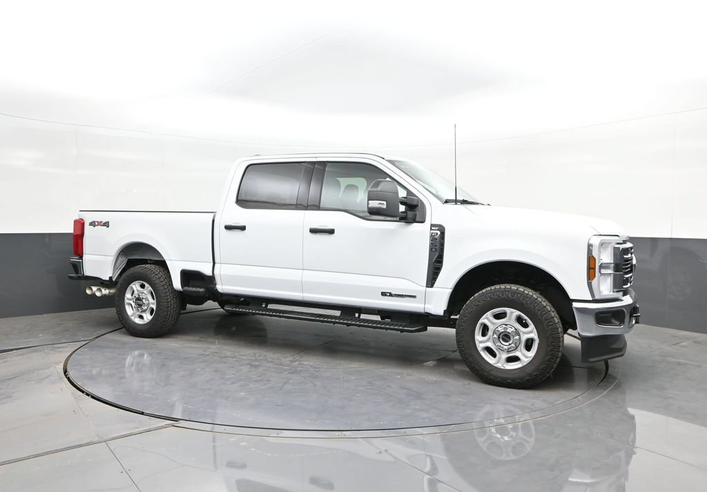 Certified 2025 Ford F250 XLT AWD/4WD image 16