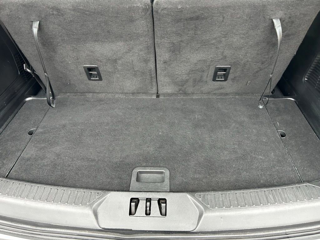Certified 2023 Ford Explorer XLT w/ Equipment Group 202A image 11