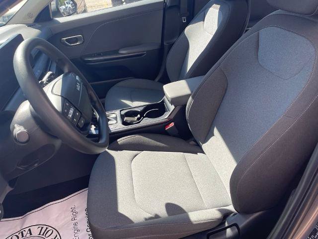 Used 2025 Kia K4 FWD image 9
