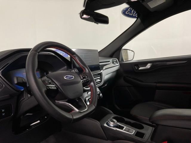 Certified 2023 Ford Escape ST-Line image 13