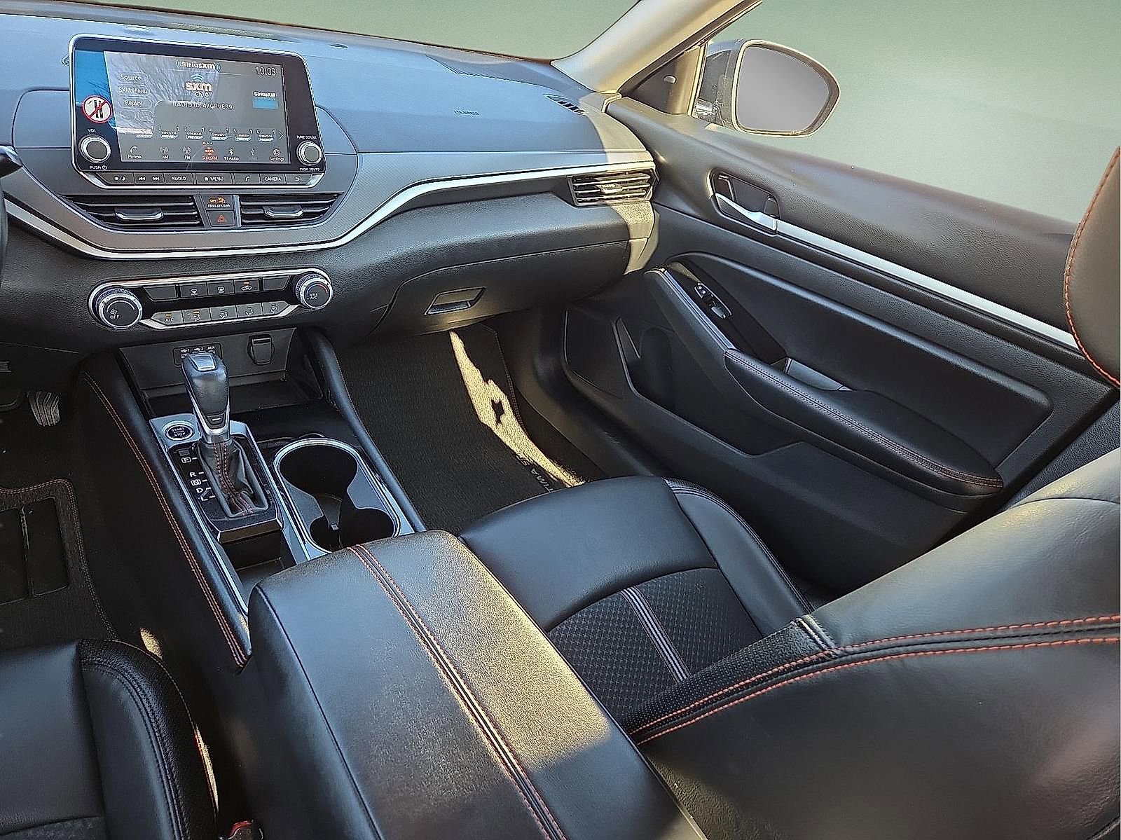 Used 2024 Nissan Altima 2.5 SR image 12