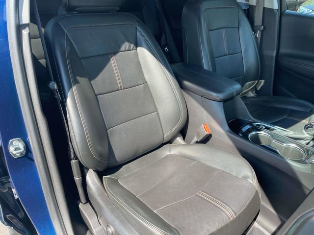 Used 2022 Chevrolet Equinox Premier FWD image 32