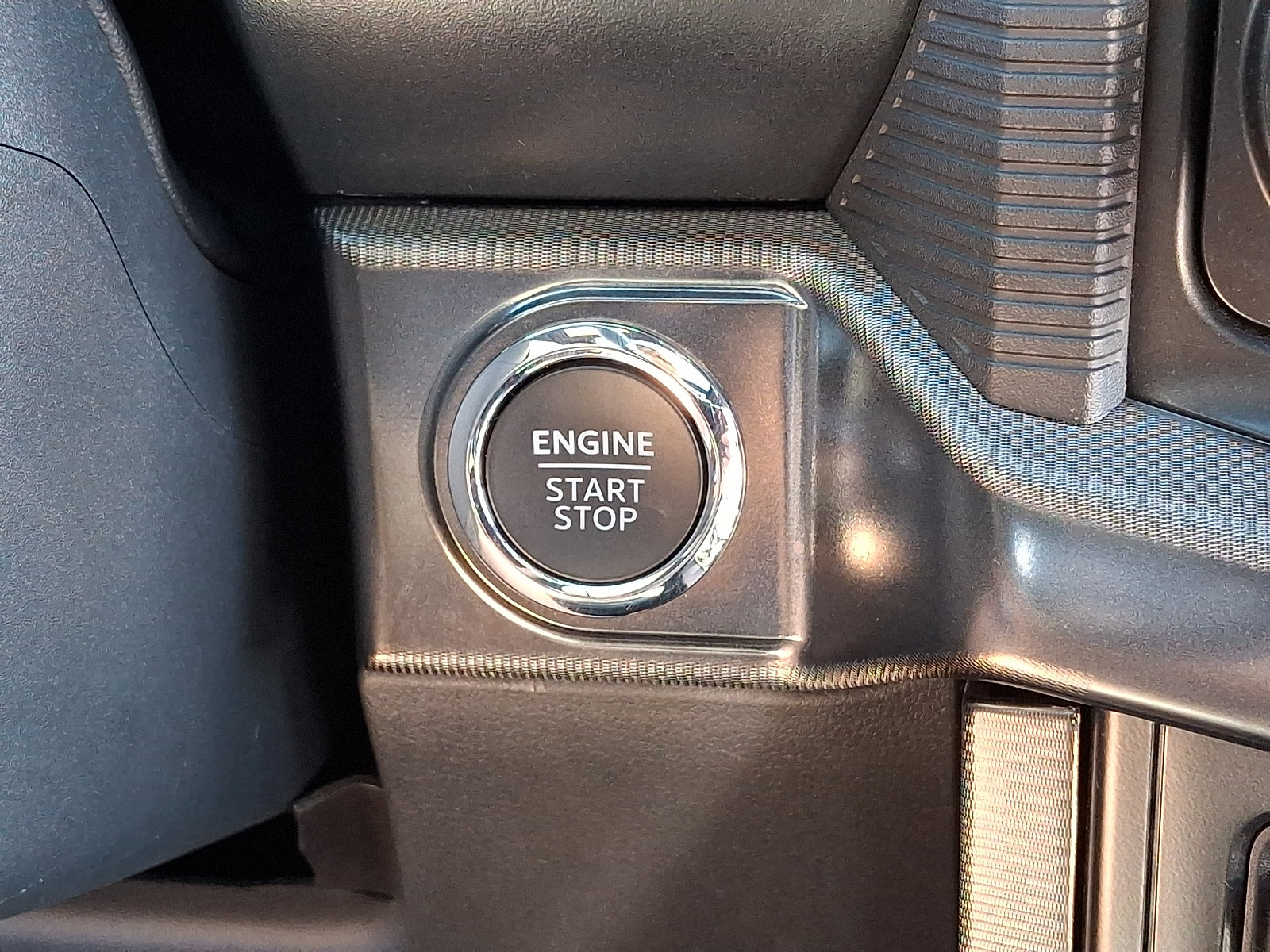 Certified 2024 Ford F150 Platinum w/ Equipment Group 702A High AWD/4WD image 32