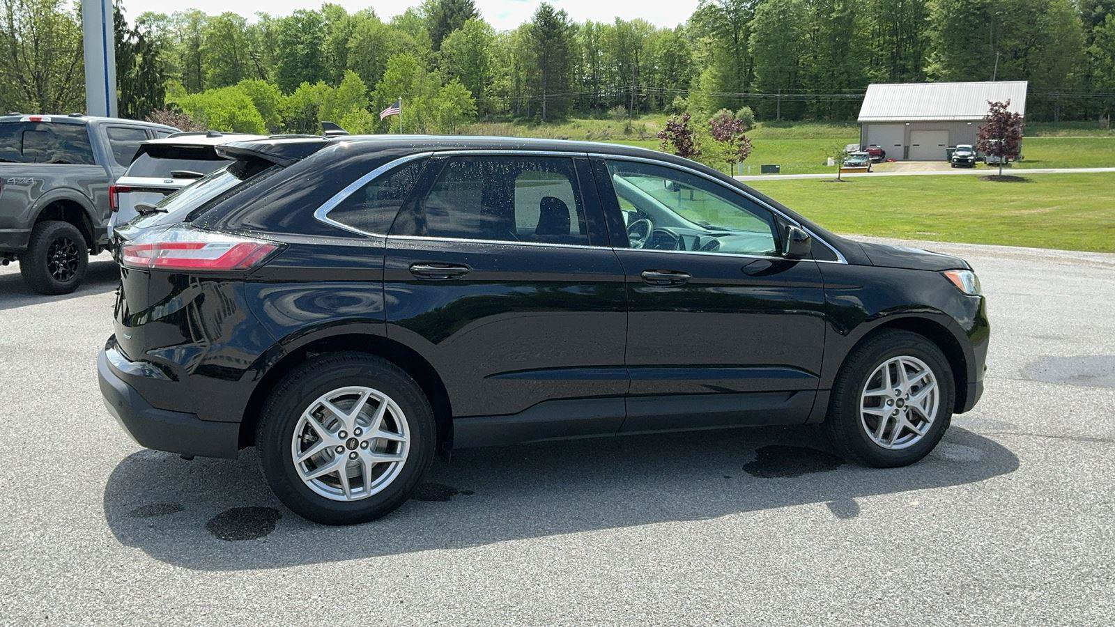 Certified 2023 Ford Edge SEL AWD/4WD image 7