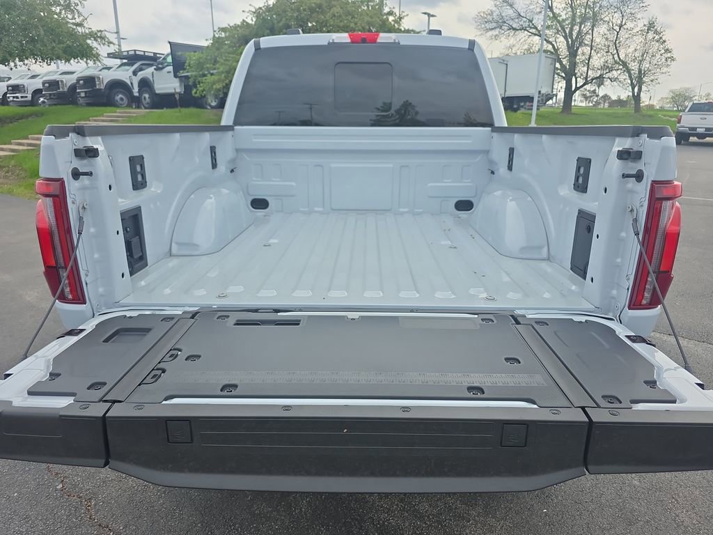 Certified 2025 Ford F150 Platinum w/ Equipment Group 702A High AWD/4WD image 16