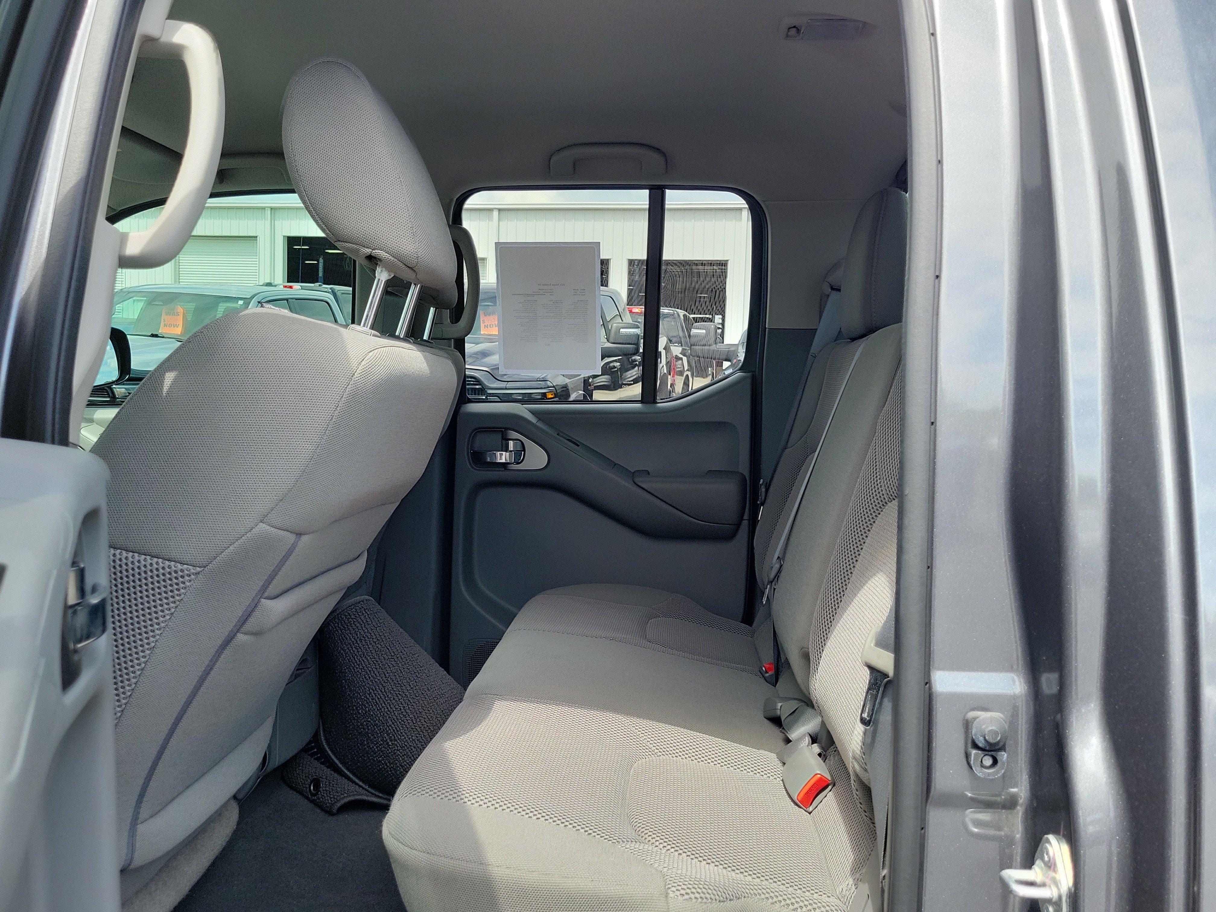 Used 2021 Nissan Frontier SV RWD image 13