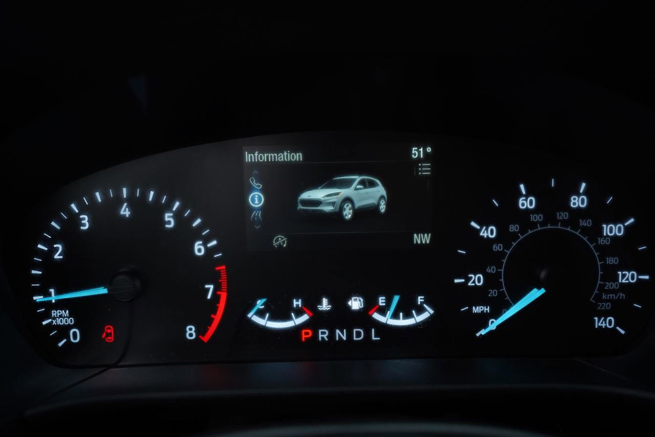 Certified 2021 Ford Escape SEL FWD image 30