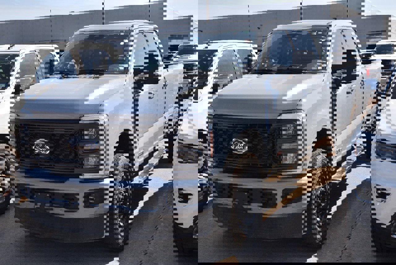 Certified 2024 Ford F350 Lariat w/ Lariat Ultimate Package image 2