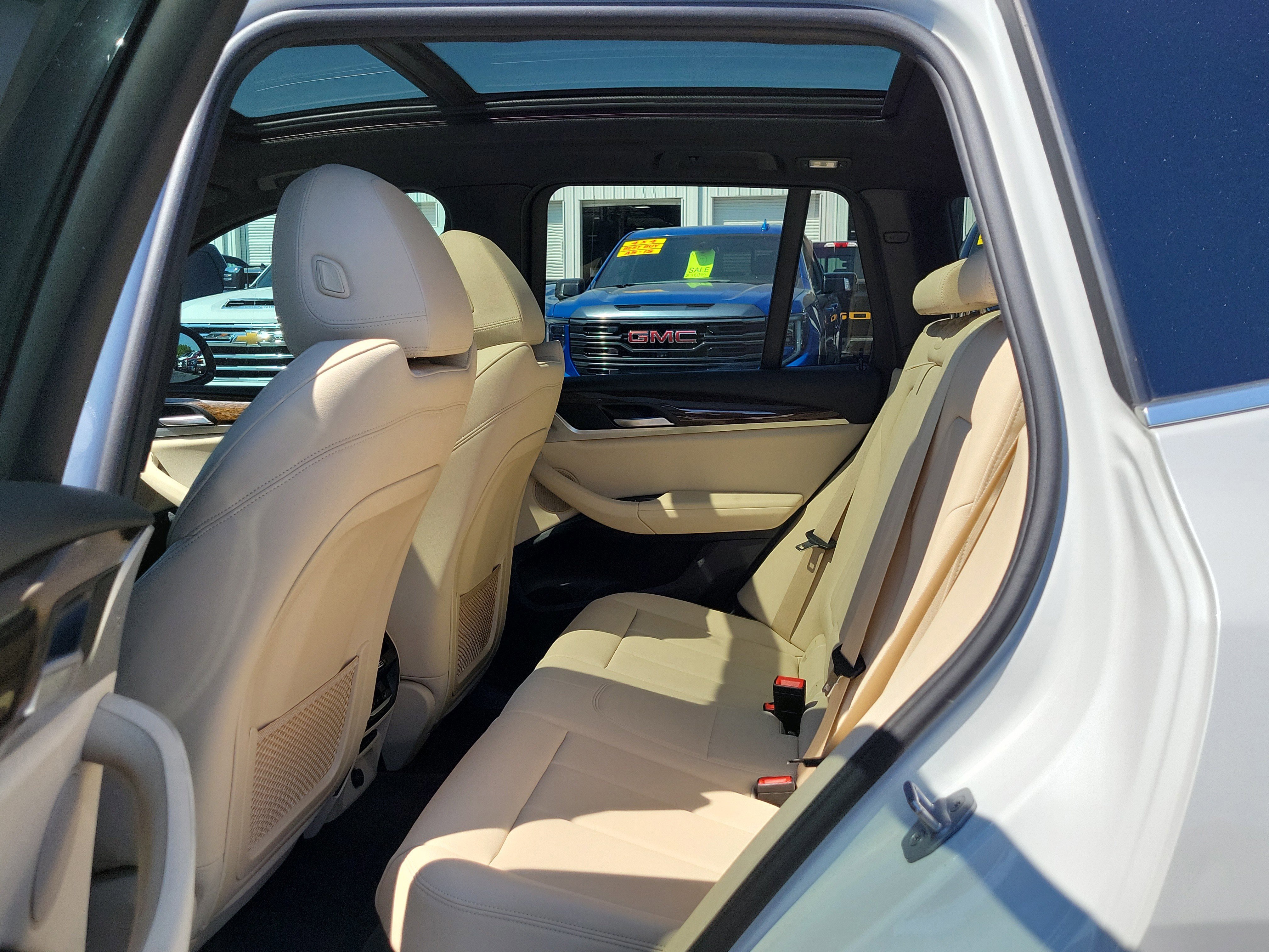 Used 2019 BMW X3 sDrive30i w/ Driving Assistance Package image 14