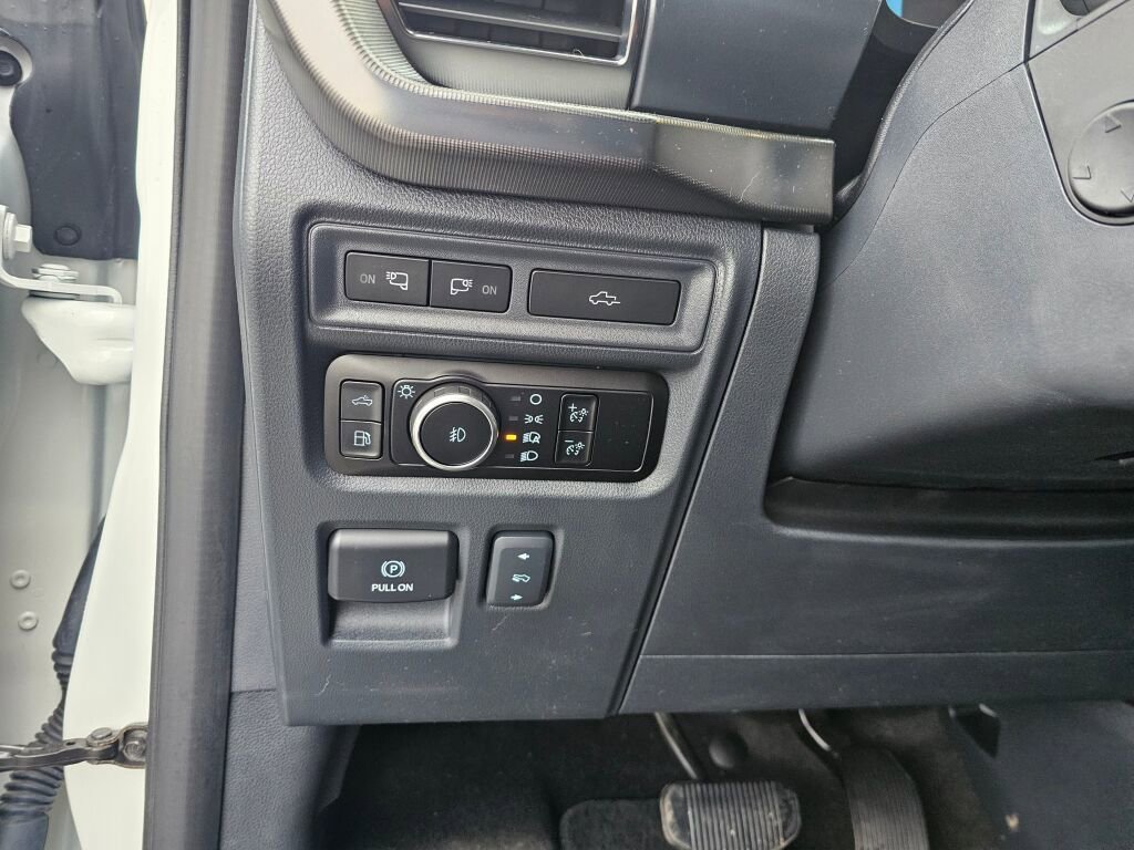 Certified 2024 Ford F150 Platinum image 20