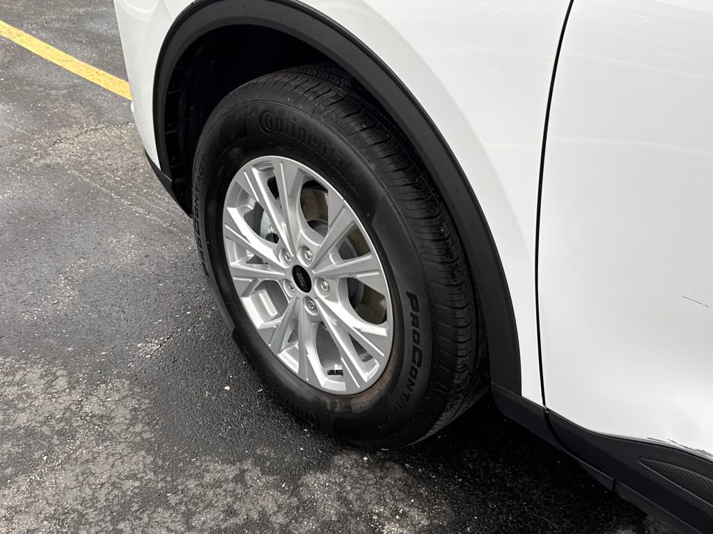 Certified 2025 Ford Escape Active image 17