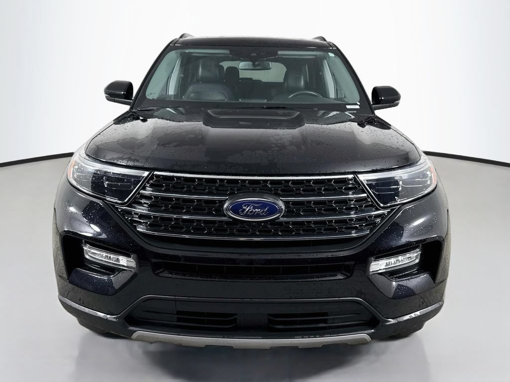 Certified 2023 Ford Explorer XLT w/ Equipment Group 202A AWD/4WD image 8