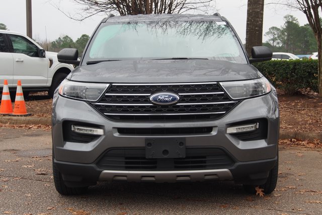 Certified 2022 Ford Explorer XLT w/ Equipment Group 202A image 2