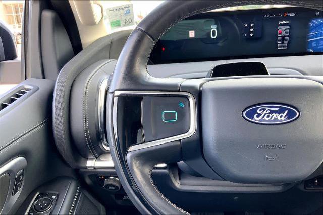 Certified 2025 Ford Expedition Platinum AWD/4WD image 24