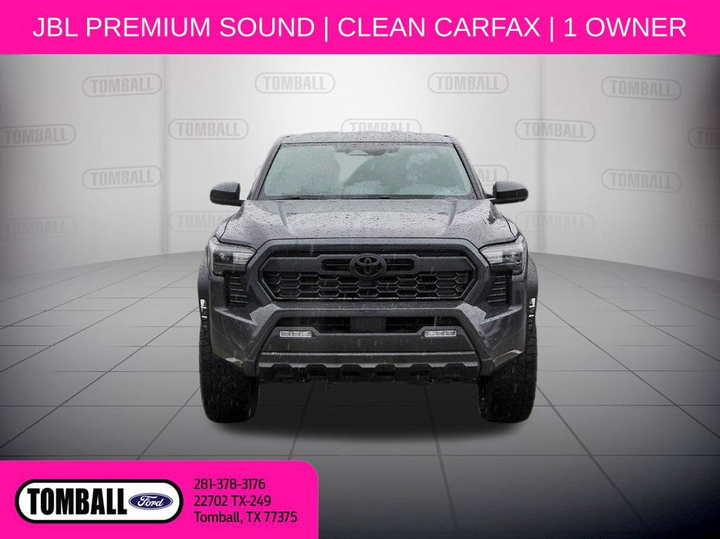 Used 2025 Toyota Tacoma TRD Off-Road AWD/4WD image 2