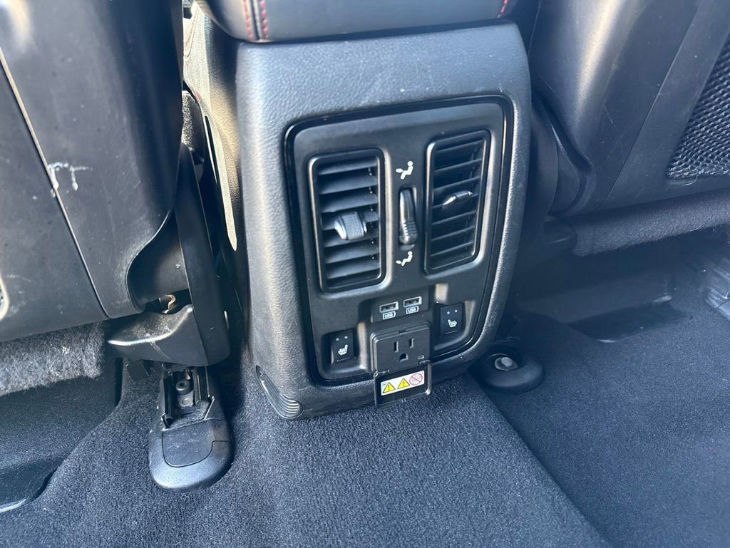 Used 2024 Dodge Durango GT AWD/4WD image 23