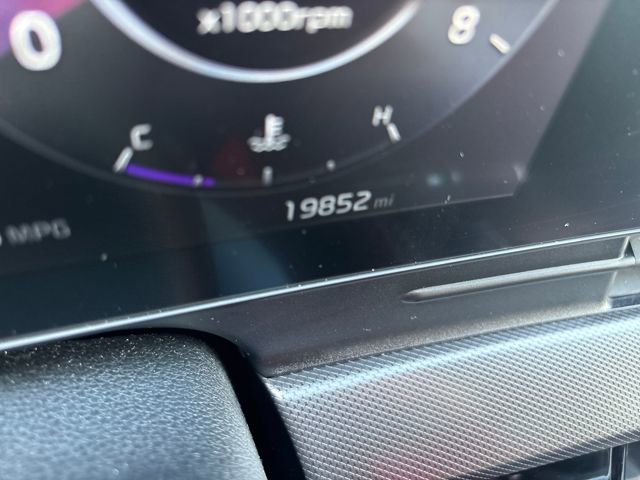 Used 2023 Kia Sportage SX image 12