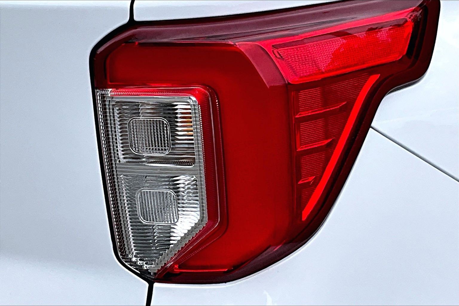 Certified 2021 Ford Explorer XLT AWD/4WD image 29