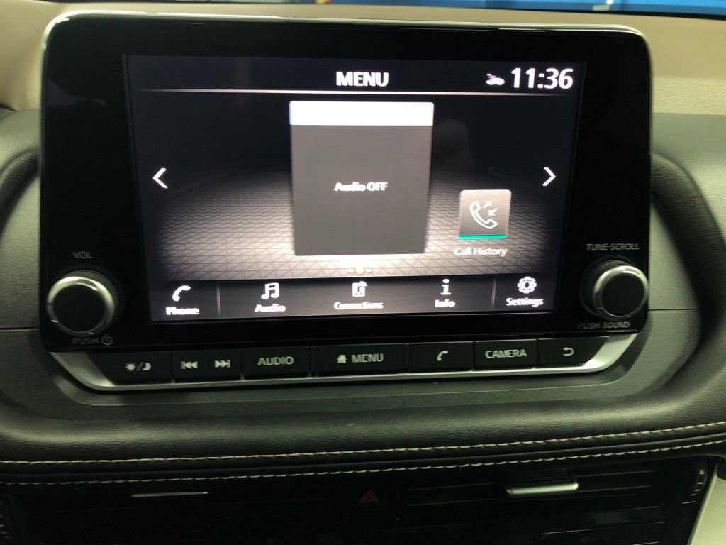 Used 2022 Nissan Rogue SV w/ SV Premium Package image 15