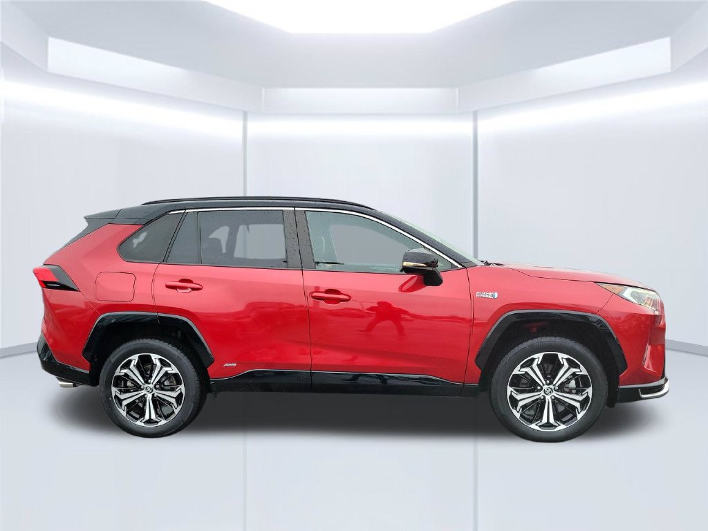 Used 2021 Toyota RAV4 XSE w/ Weather Package AWD/4WD image 4