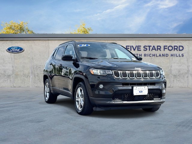Used 2024 Jeep Compass Latitude